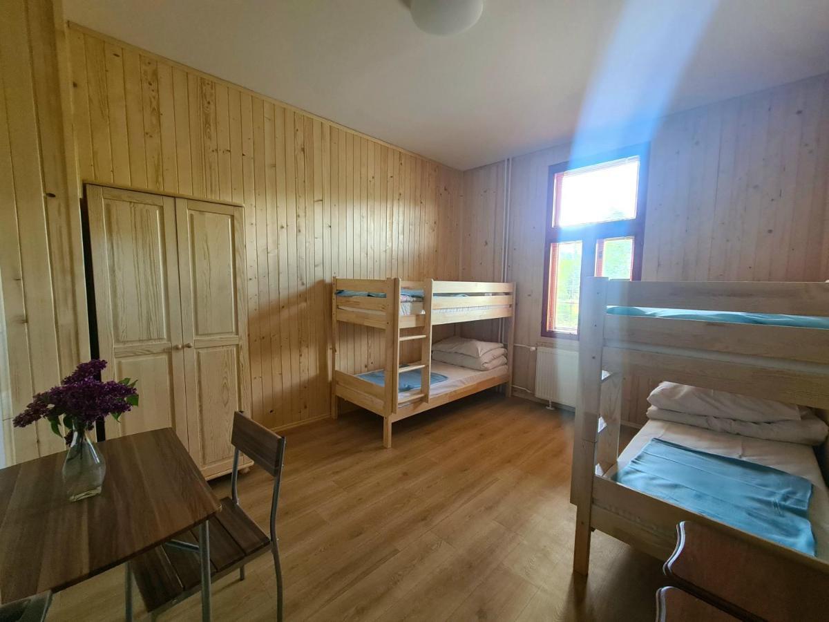 SŠvP 1. máj Hostel Tátralomnic Kültér fotó